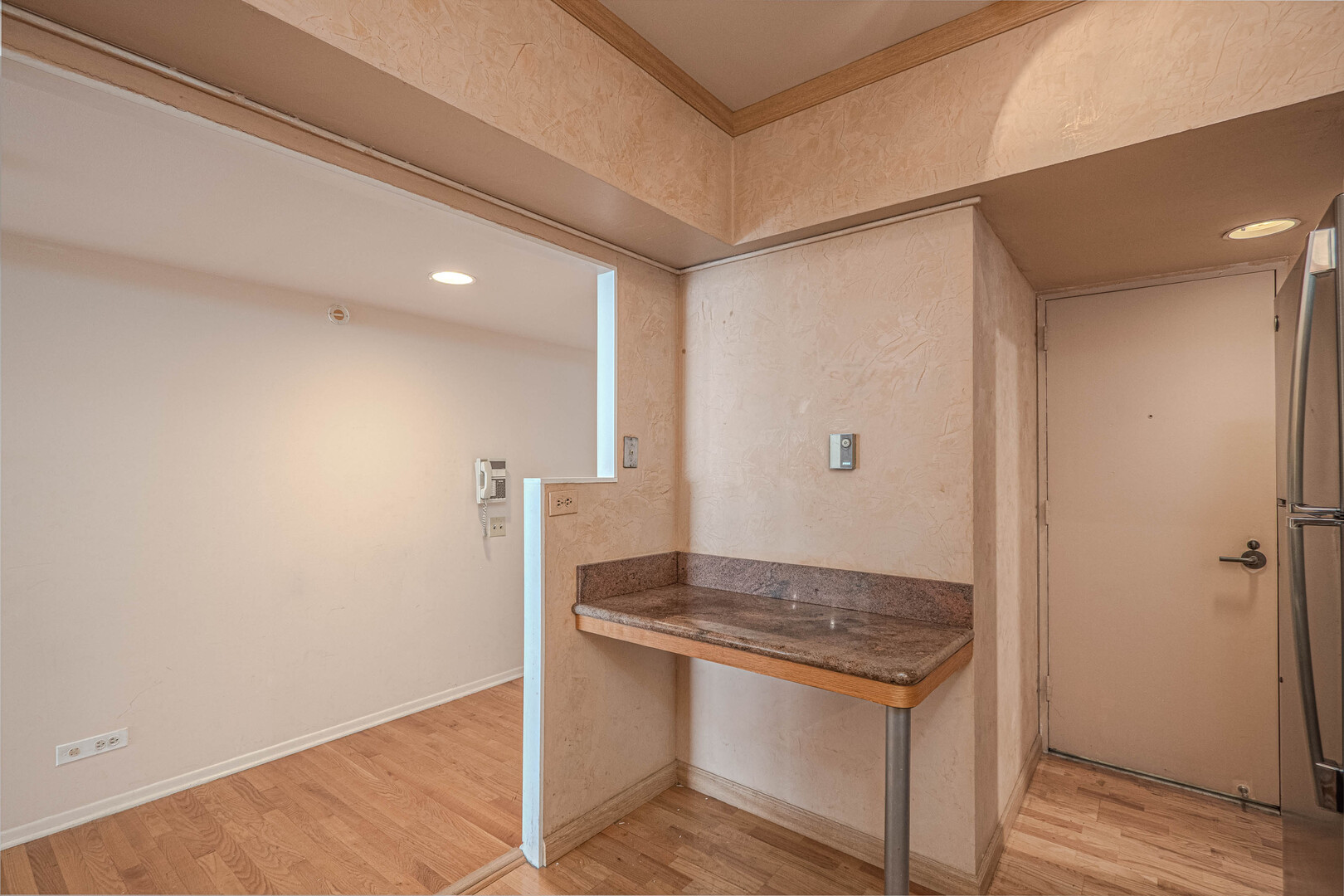 175 E Delaware Place 5809