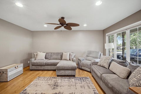Tiny photo for 1231 Springdale Lane, Elk Grove Village, IL 60007 (MLS # 12759146)