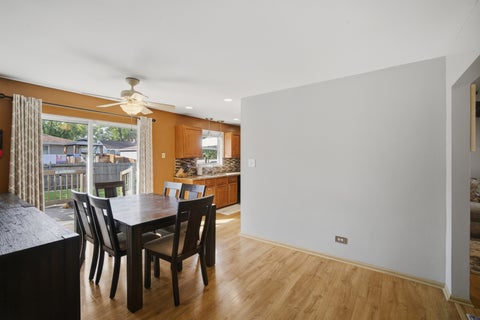 Tiny photo for 1231 Springdale Lane, Elk Grove Village, IL 60007 (MLS # 12759146)