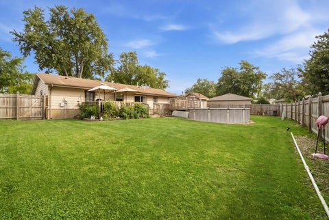 Tiny photo for 1231 Springdale Lane, Elk Grove Village, IL 60007 (MLS # 12759146)