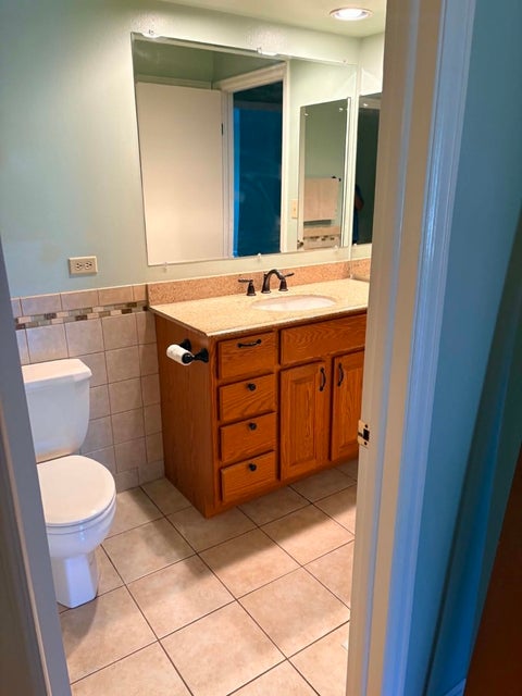 Tiny photo for 140 Carriage Way Drive #C228, Burr Ridge, IL 60527 (MLS # 12745982)