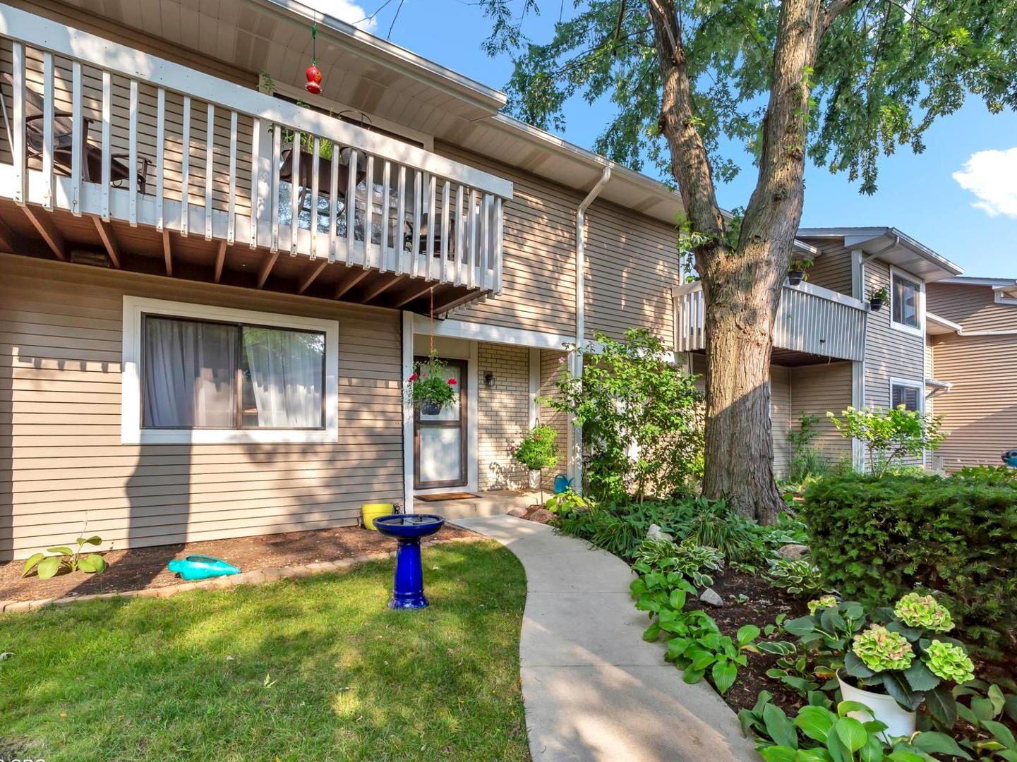 1029 chatham Court