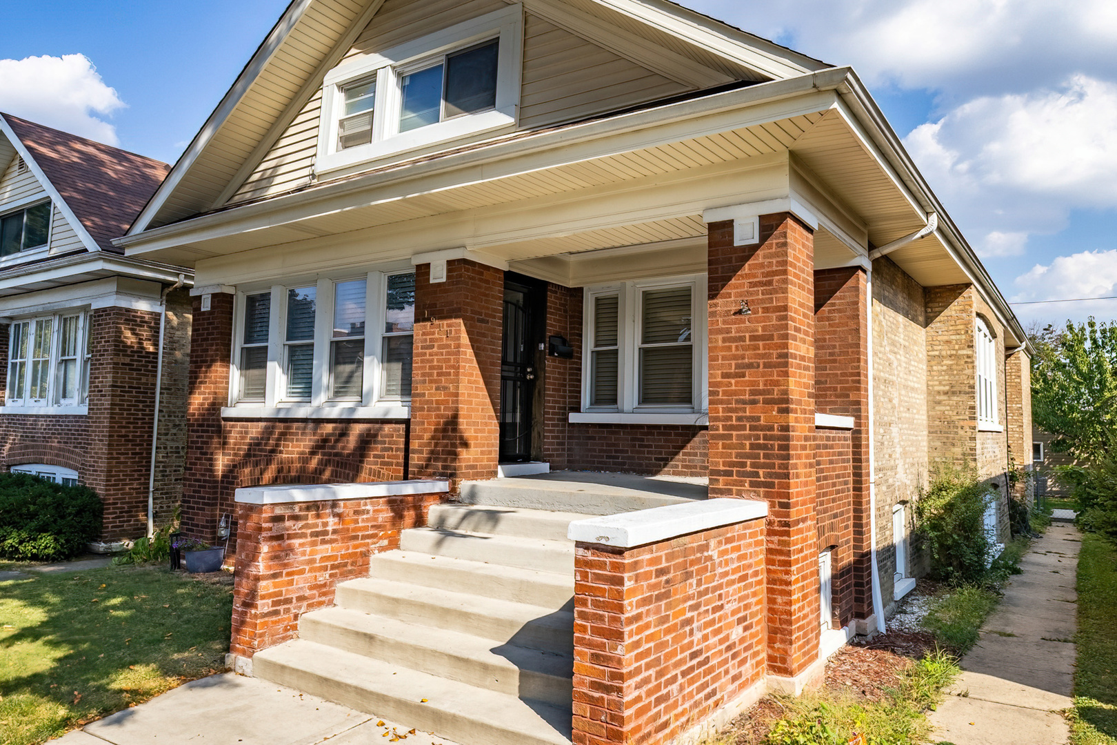 1911 Ridgeland Avenue