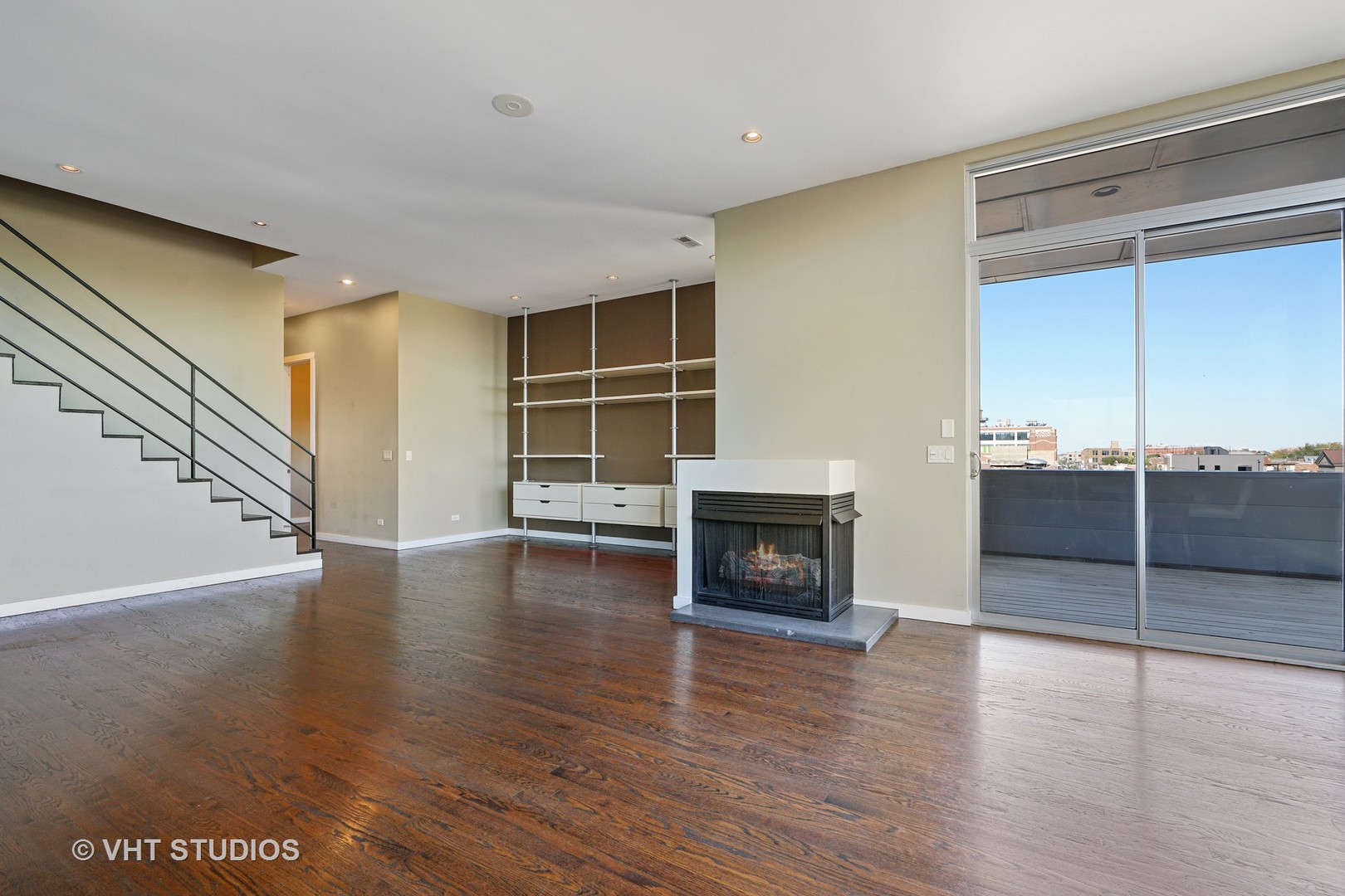 1750 N Clybourn Avenue 402