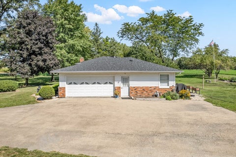 Tiny photo for 3918 E 550th Road, Mendota, IL 61342 (MLS # 12780563)