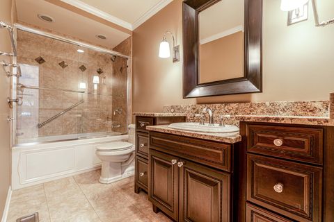 Tiny photo for 1137 Pine Tree Lane, Libertyville, IL 60048 (MLS # 12490388)