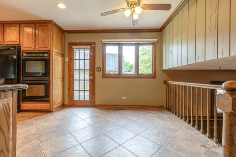 Tiny photo for 1137 Pine Tree Lane, Libertyville, IL 60048 (MLS # 12490388)