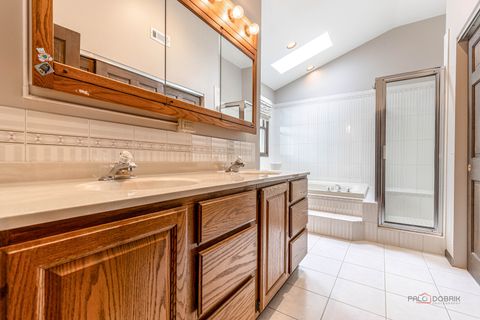 Tiny photo for 1137 Pine Tree Lane, Libertyville, IL 60048 (MLS # 12490388)