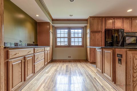 Tiny photo for 1137 Pine Tree Lane, Libertyville, IL 60048 (MLS # 12490388)