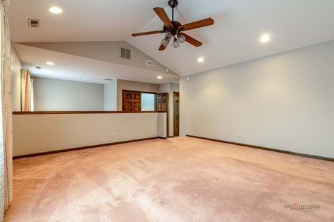 Tiny photo for 1137 Pine Tree Lane, Libertyville, IL 60048 (MLS # 12490388)