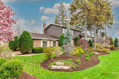 Tiny photo for 1137 Pine Tree Lane, Libertyville, IL 60048 (MLS # 12490388)