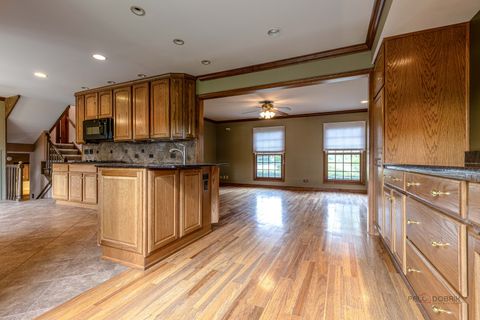 Tiny photo for 1137 Pine Tree Lane, Libertyville, IL 60048 (MLS # 12490388)