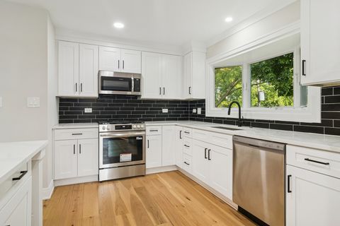 Tiny photo for 1420 Hassell Road, Hoffman Estates, IL 60169 (MLS # 12501059)