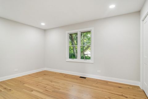 Tiny photo for 1420 Hassell Road, Hoffman Estates, IL 60169 (MLS # 12501059)