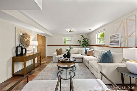 Tiny photo for 17 Meisinger Lane, Naperville, IL 60540 (MLS # 12638141)