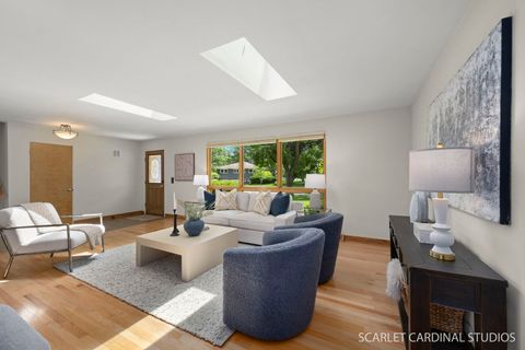 Tiny photo for 17 Meisinger Lane, Naperville, IL 60540 (MLS # 12638141)