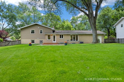 Tiny photo for 17 Meisinger Lane, Naperville, IL 60540 (MLS # 12638141)