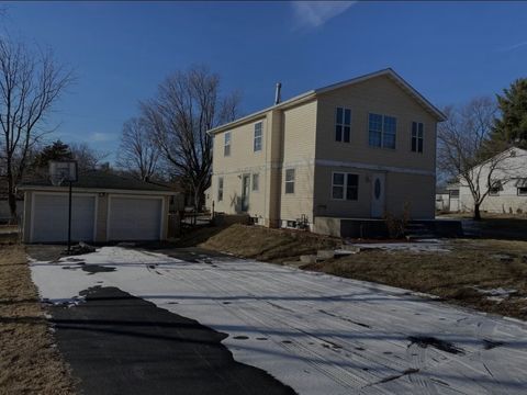 2321 Welworth Avenue Rockford IL 61108