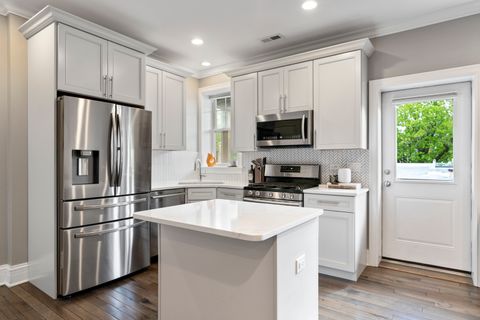 Tiny photo for 2705 N Mildred Avenue #3C, Chicago, IL 60614 (MLS # 12645038)