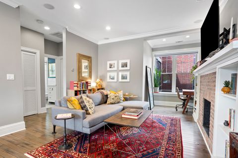 Tiny photo for 2705 N Mildred Avenue #3C, Chicago, IL 60614 (MLS # 12645038)