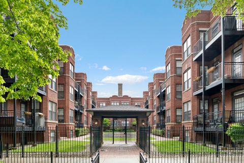 Photo of 2705 N Mildred Avenue #3C, Chicago, IL 60614 (MLS # 12645038)