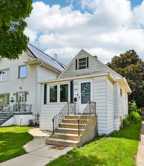 Tiny photo for 1104 N 12th Avenue, Melrose Park, IL 60160 (MLS # 12632158)
