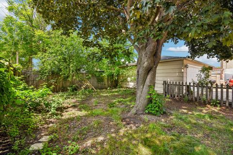 Tiny photo for 1104 N 12th Avenue, Melrose Park, IL 60160 (MLS # 12632158)