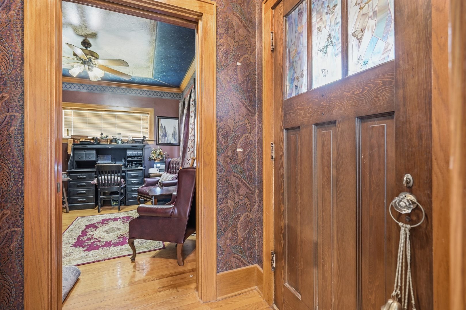 2702 Middle Road