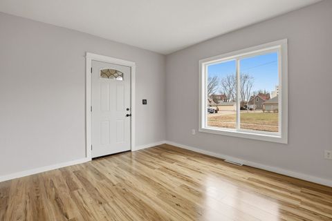 Tiny photo for 1928 8th Avenue, Rock Island, IL 61201 (MLS # 100000609)