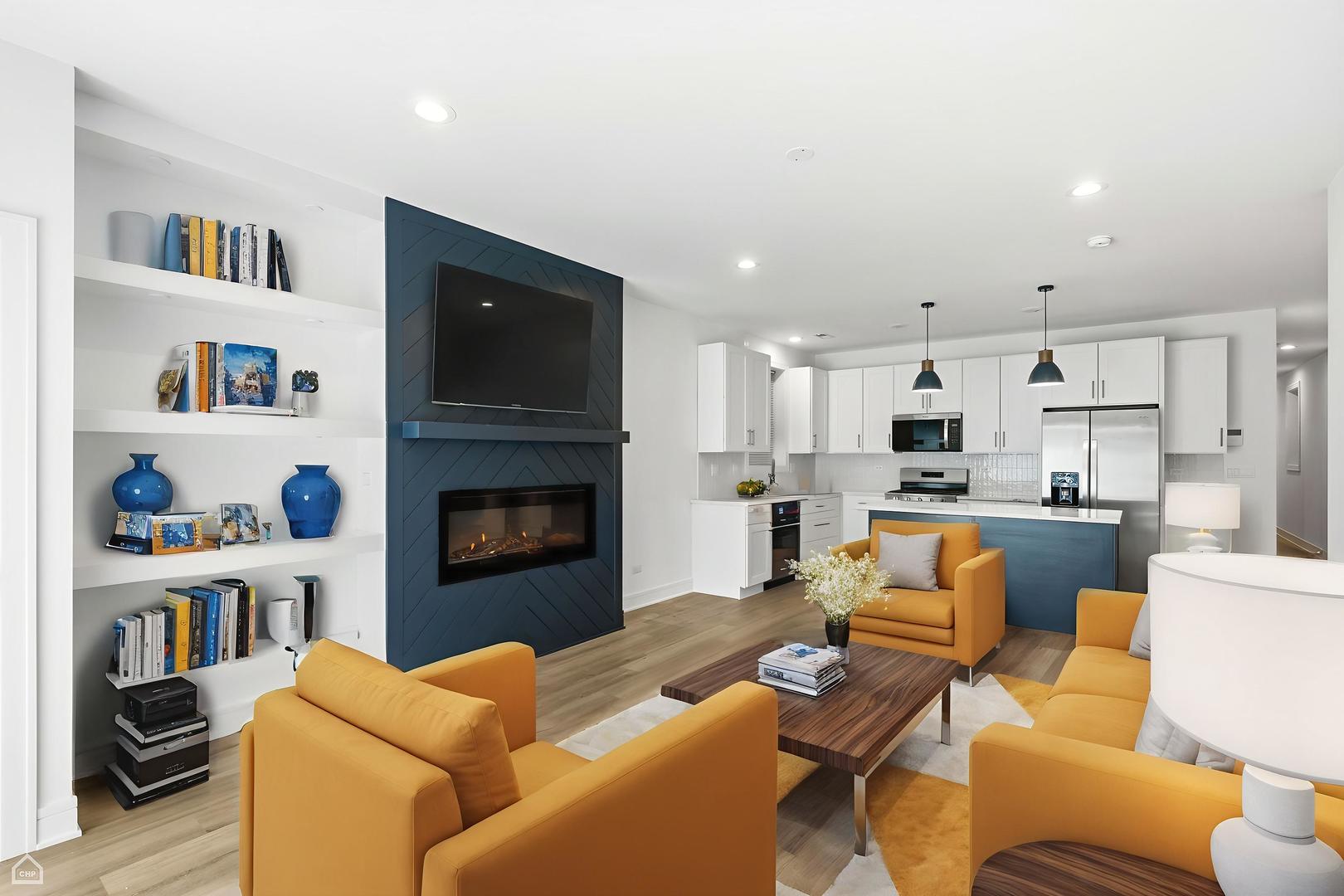 4739 S Indiana Avenue