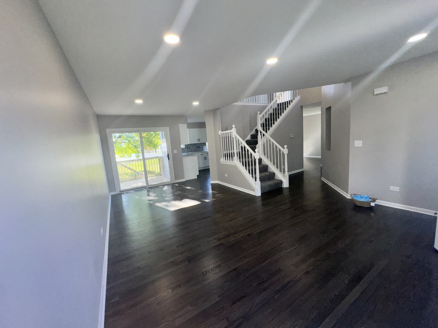 737 Springwood Drive