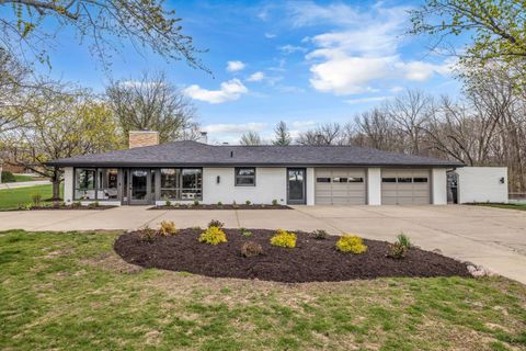 Photo of 65 S Shores Drive, Decatur, IL 62521 (MLS # 12340137)