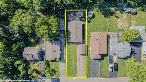 Tiny photo for 1087 Houston Avenue, Elgin, IL 60120 (MLS # 12464121)