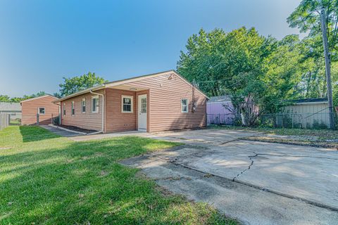 Tiny photo for 1087 Houston Avenue, Elgin, IL 60120 (MLS # 12464121)