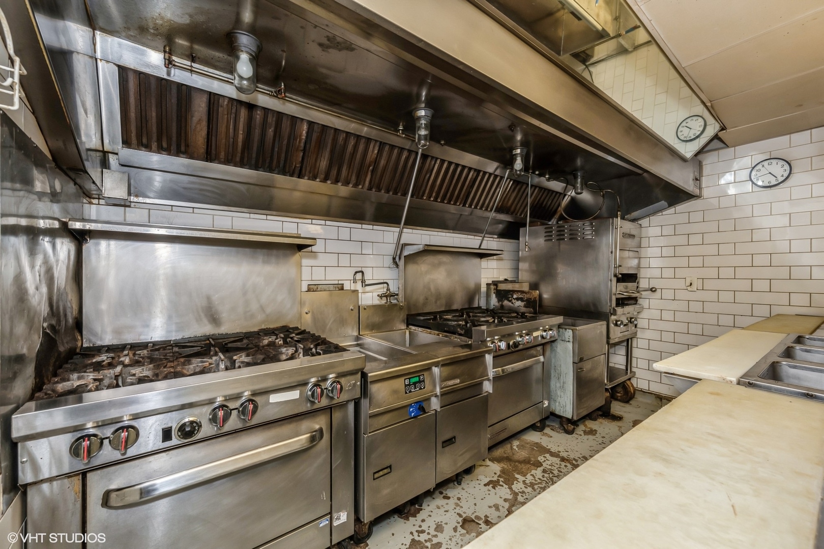 434 W Ontario Street restaurant