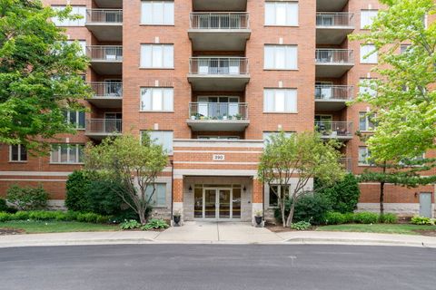 A home in Des Plaines