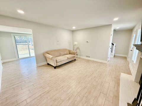 Tiny photo for 455 Kensington Court, Naperville, IL 60563 (MLS # 12591313)