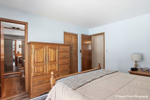 Tiny photo for 5218 Parkview Drive, Mccullom Lake, IL 60050 (MLS # 12593933)