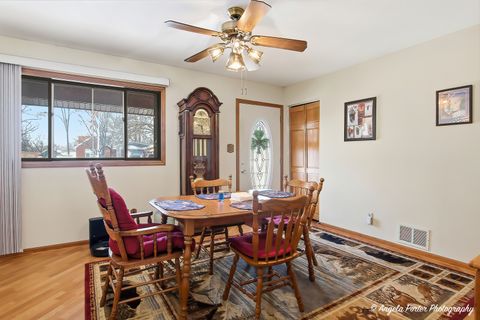 Tiny photo for 5218 Parkview Drive, Mccullom Lake, IL 60050 (MLS # 12593933)