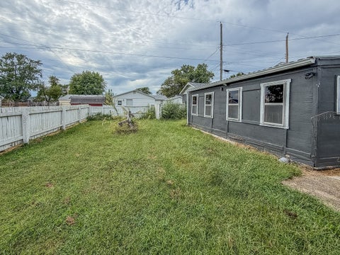 Tiny photo for 907 Central Avenue, Tilton, IL 61833 (MLS # 12741604)