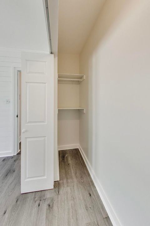 Tiny photo for 142 Clyde Avenue #3W, Evanston, IL 60202 (MLS # 12597621)