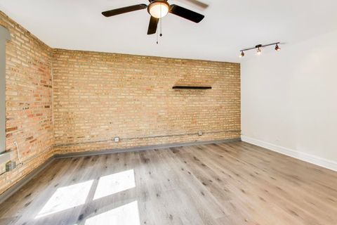 Tiny photo for 142 Clyde Avenue #3W, Evanston, IL 60202 (MLS # 12597621)