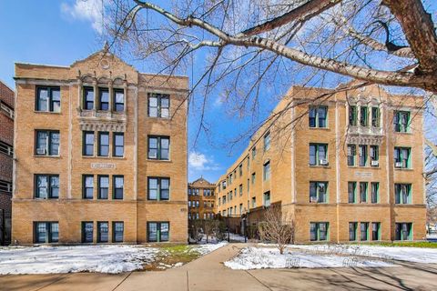 Photo of 142 Clyde Avenue #3W, Evanston, IL 60202 (MLS # 12597621)
