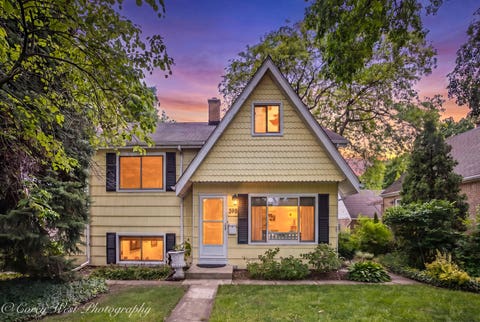 Tiny photo for 398 W Saint Charles Road, Elmhurst, IL 60126 (MLS # 12703279)