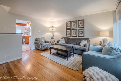 Tiny photo for 398 W Saint Charles Road, Elmhurst, IL 60126 (MLS # 12703279)
