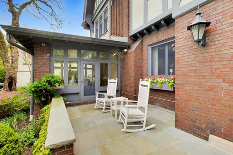 Tiny photo for 1218 Sheridan Road, Evanston, IL 60202 (MLS # 12633803)