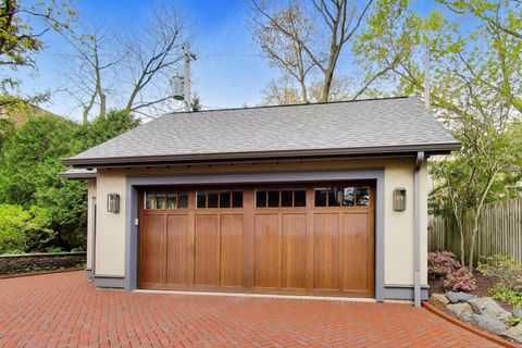 Tiny photo for 1218 Sheridan Road, Evanston, IL 60202 (MLS # 12633803)
