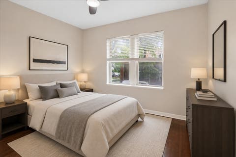 Tiny photo for 3923 W Ainslie Street #1E, Chicago, IL 60625 (MLS # 12734249)