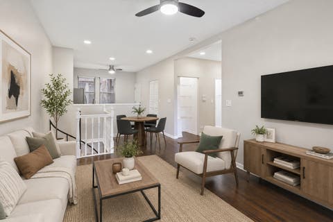 Tiny photo for 3923 W Ainslie Street #1E, Chicago, IL 60625 (MLS # 12734249)