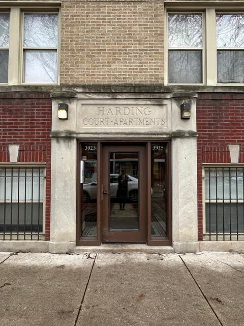 Tiny photo for 3923 W Ainslie Street #1E, Chicago, IL 60625 (MLS # 12734249)